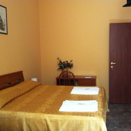 San Daniele Bundi House Hotel Rome Buitenkant foto