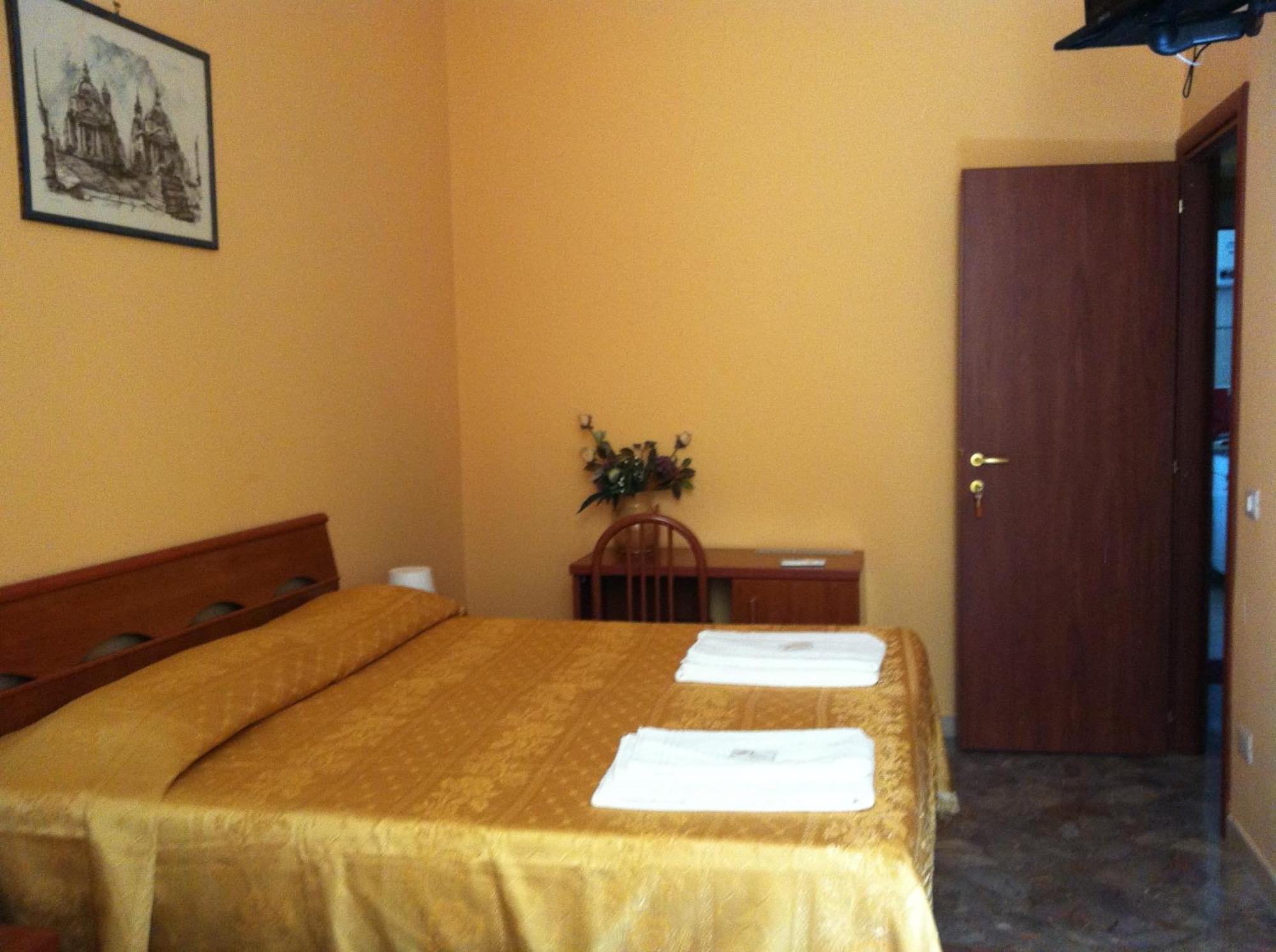 San Daniele Bundi House Hotel Rome Buitenkant foto