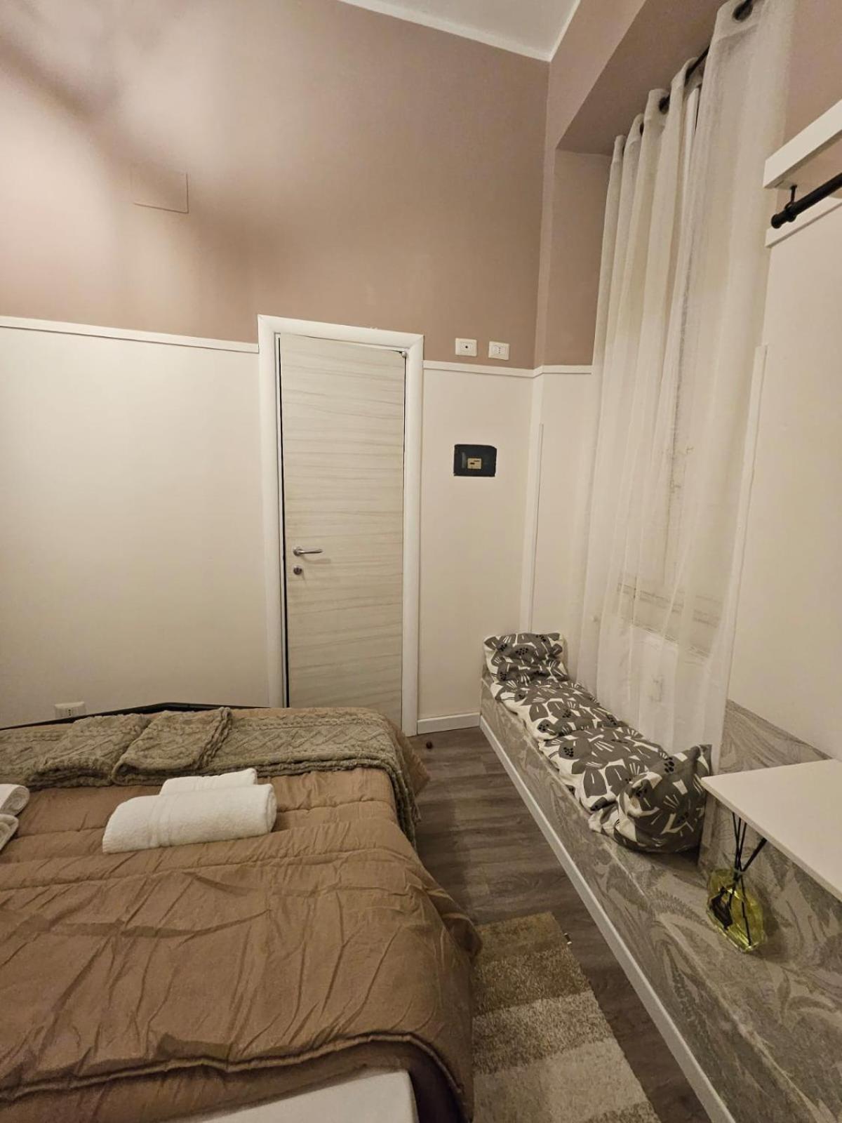 San Daniele Bundi House Hotel Rome Buitenkant foto