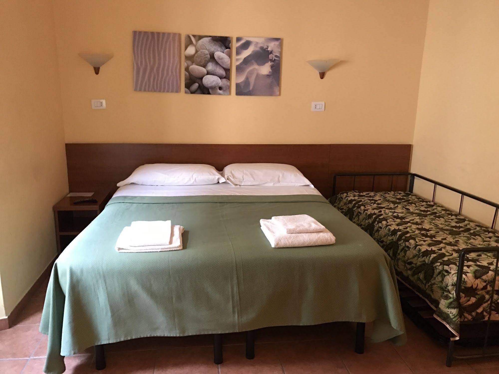 San Daniele Bundi House Hotel Rome Buitenkant foto